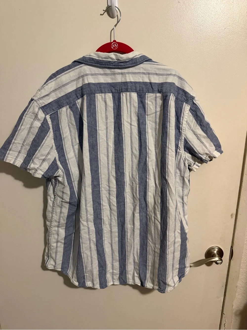 J. Crew Men’s Blue and White Vertical Stripe Short Sleeve Button-Down Shirt